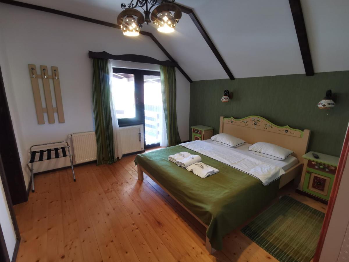 Pensiunea Casa Moga Bucium  Exteriér fotografie